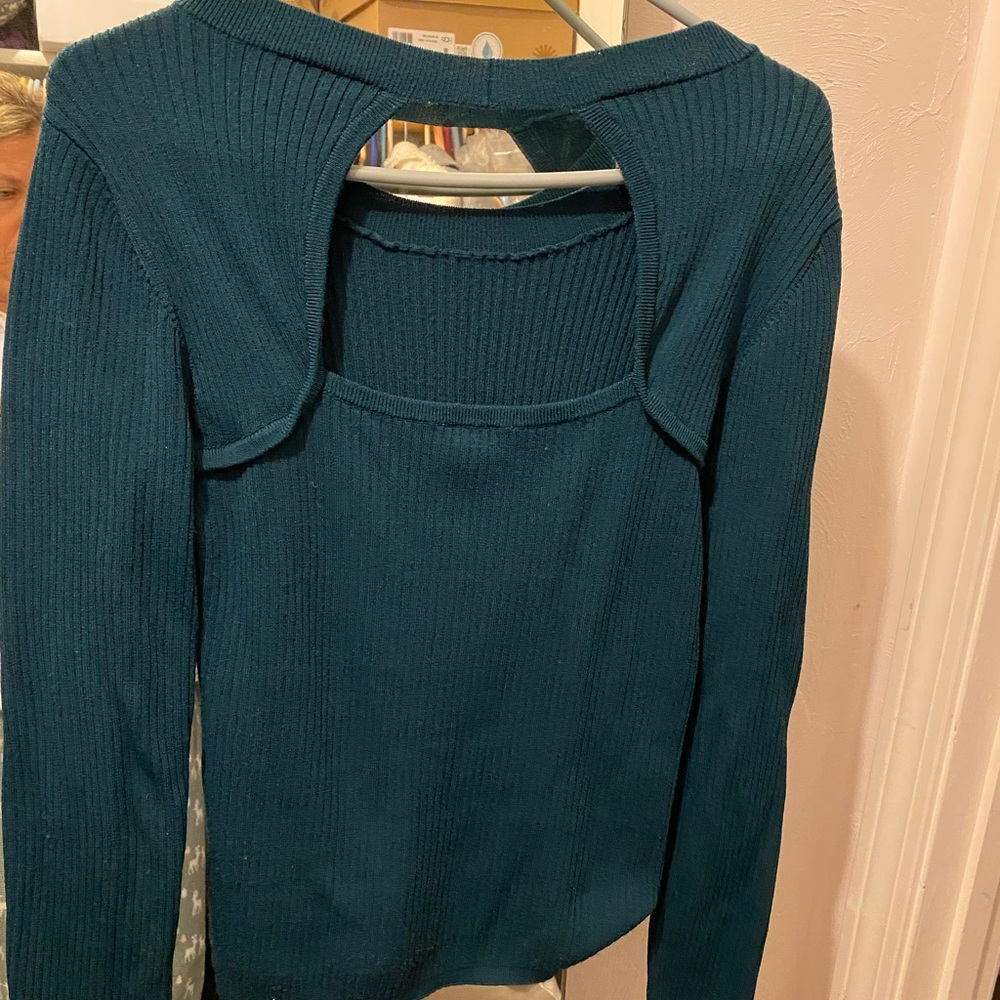 Paige Ribbed Cut Out Pullover. Small - Picture 2 of 4